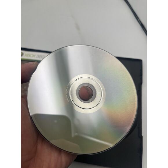 Gears Of War I, II, III Xbox 360 With Bonus Disc - Picture 13 of 16